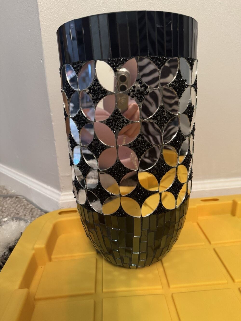Modern Mosaic Glass Vase Black Decorative Elegant Mirror